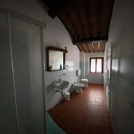 Masso Alle Rose Di Santarsiero Serena Farm stay