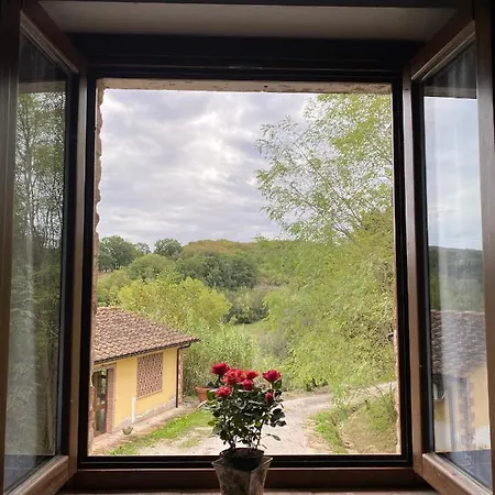 Masso Alle Rose Di Santarsiero Serena * Montaione