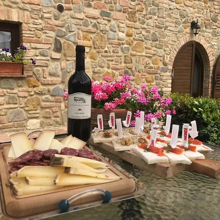 Masso Alle Rose Di Santarsiero Serena Montaione