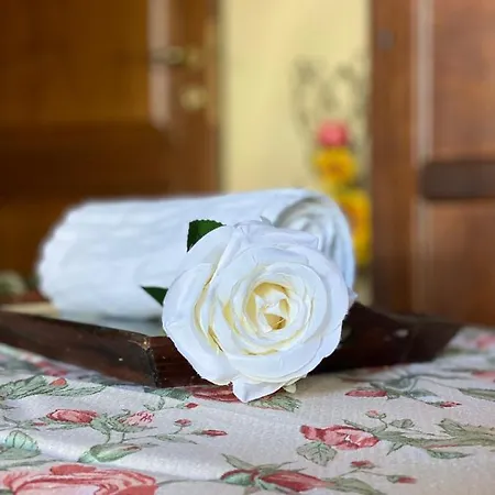 Masso Alle Rose Di Santarsiero Serena